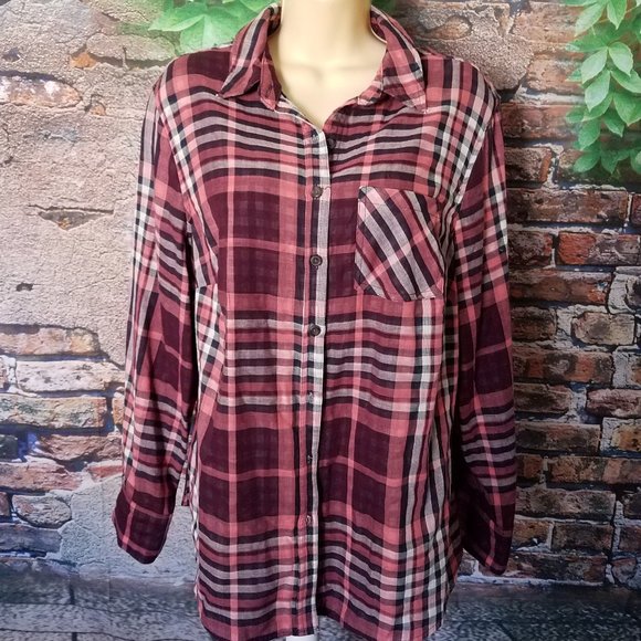 Ava & Viv Tops - Plaid Button Down Long Sleeve Top